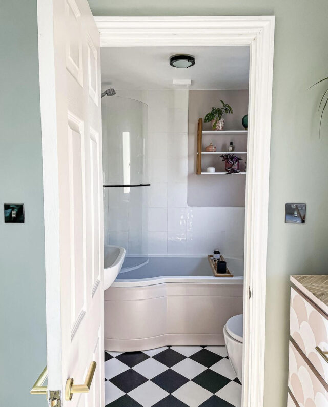 How To Hire A Bathroom Designer: Step-By-Step Instructions - Boo & Maddie