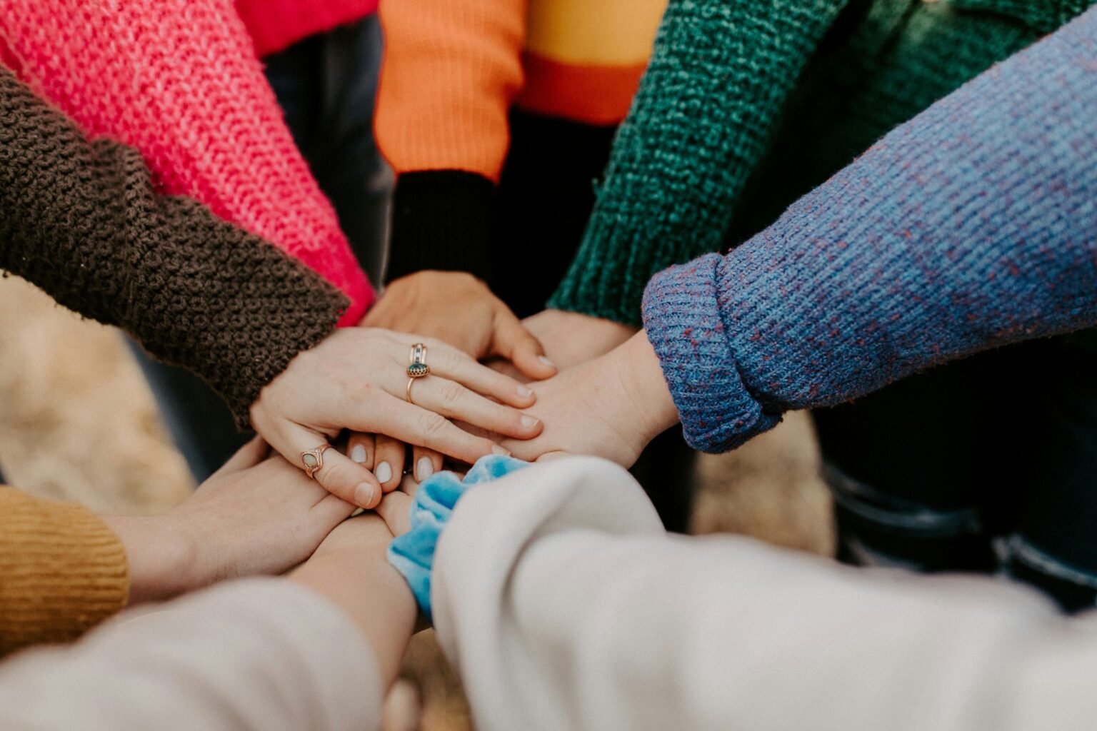 3 Simple Ways To Support A Friend Through Major Life Changes - Boo & Maddie